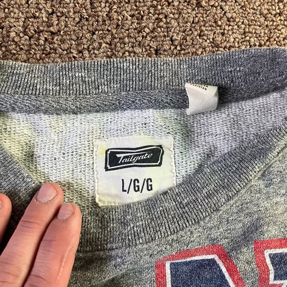 New York Giants Sweatshirt - Picture 3 of 6